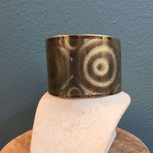 In Motion Textured Circle Cuff
